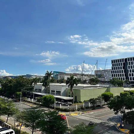 2 Bedroom Home Near Mall Of Asia